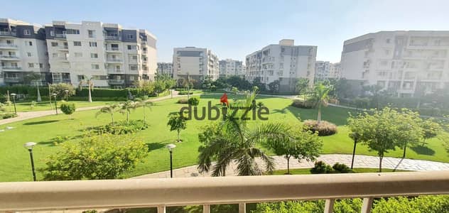 For rent: Unfurnished apartment in Madinaty, View Wide Garden, 165 square meters, three bedrooms and three bathrooms