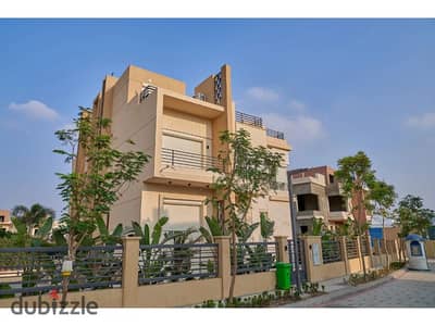 Villa in a Prime Location Ready To Move with a Private Garden for sale in Alma, Iwan, El Sheikh Zayed . . . . . . . . . . . . . . . . . .