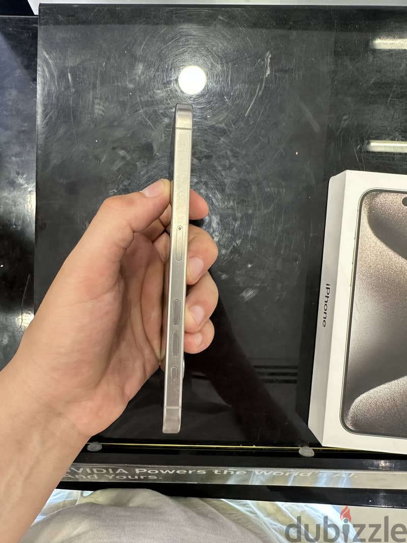 Apple - iPhone 15 Pro Max 3