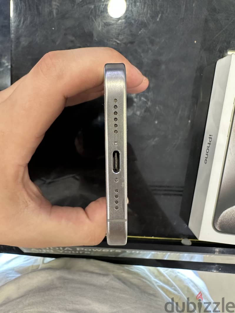 Apple - iPhone 15 Pro Max 5