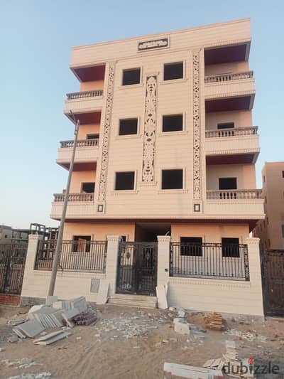 Opportunity for housing and investment in the finest locations of the distinguished neighborhood Al Ain, on the Suez Road and Al Ain Mall, an apartment with an area of 150 m