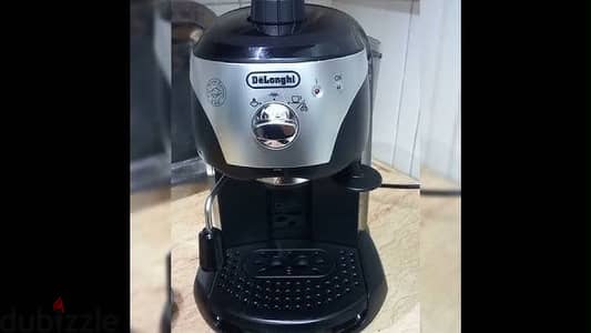 ديلونجي De’Longhi EC221. B لصناعة الإسبريسو والكابتشينو.