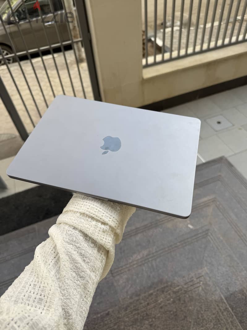 MacBook 1