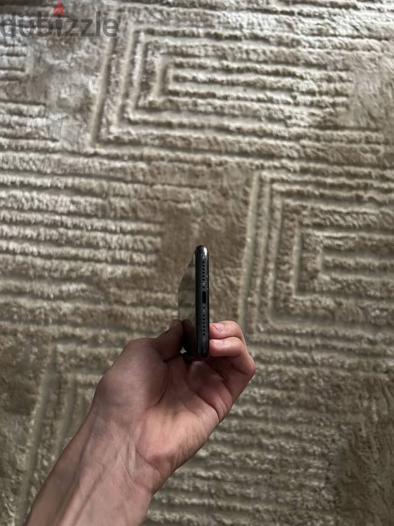 Apple - iPhone 11 5