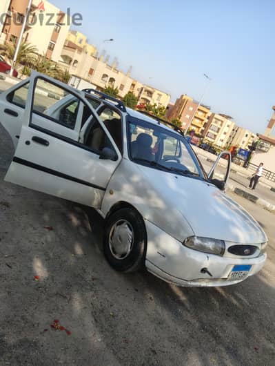 فورد فييستا 1998
