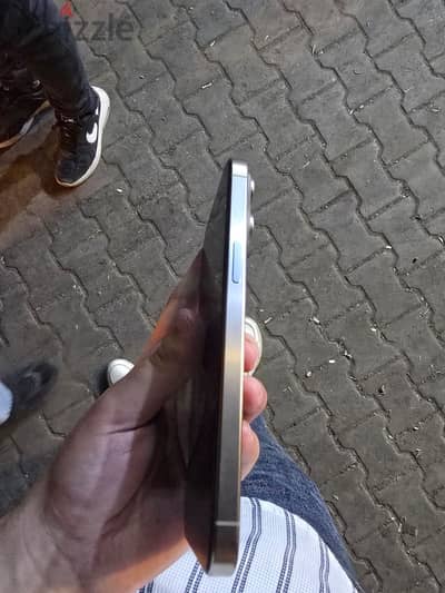 I phone 15 pro max  256 giga