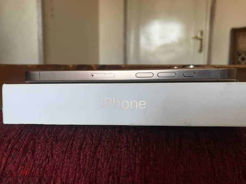 Iphone 16 pro 3