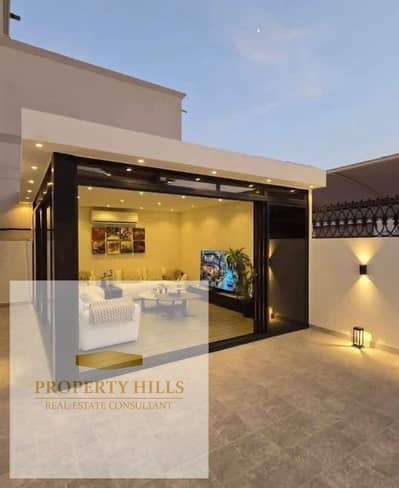 A stunning fully finished penthouse in Al Burouj Compound, with no down payment and all services and amenities.