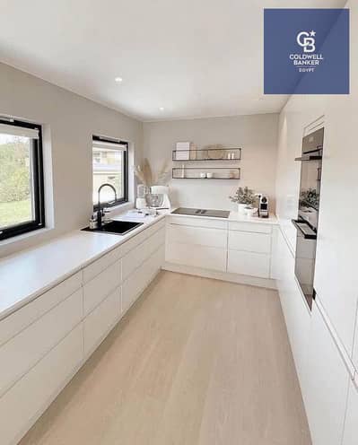 Twin house with 3 bedrooms, ready for immediate occupancy and fully finished, available in installments in Taj City Compound - Madinat Nasr