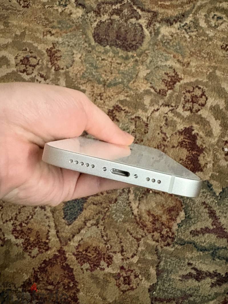 Apple - iPhone 13 1