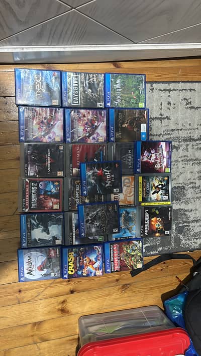 للبيع او البدل ps4 w ps3
