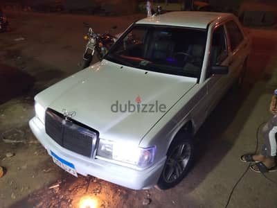 مرسيدس بنز 190