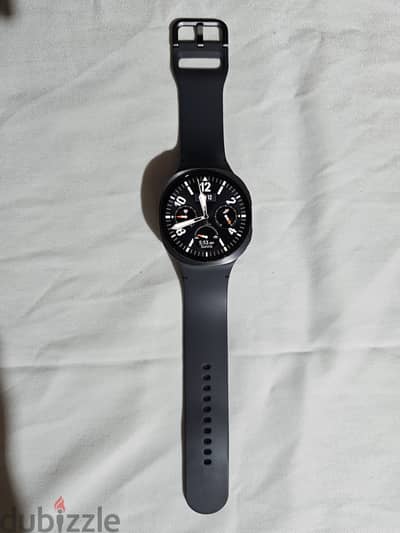 Samsung Galaxy Watch 8 44mm Graphite بحالة ممتازة مع العلبة والشاحن