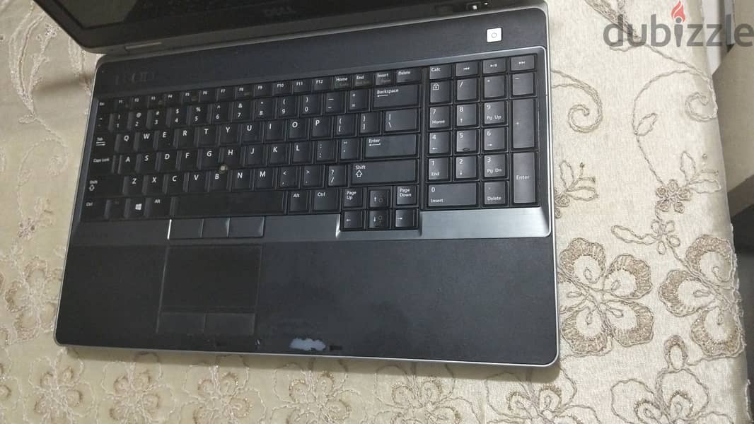 Dell latitude E6530 12