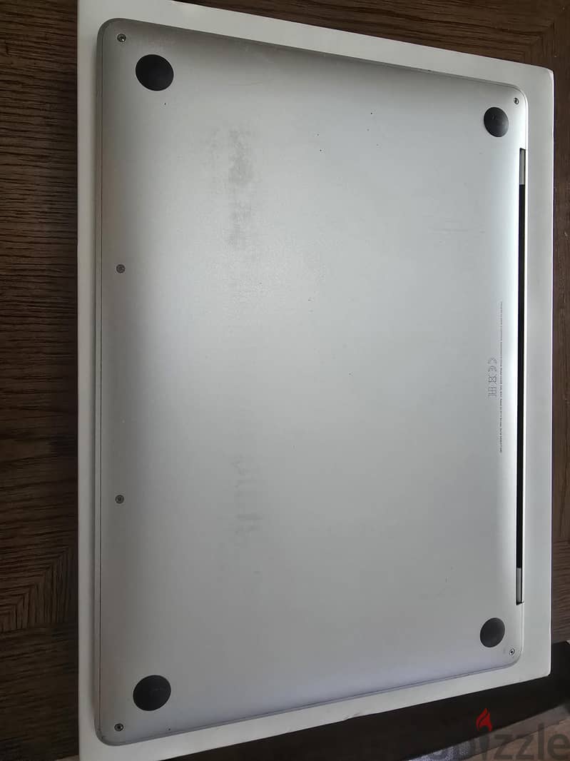 macbook pro m2 chip 2