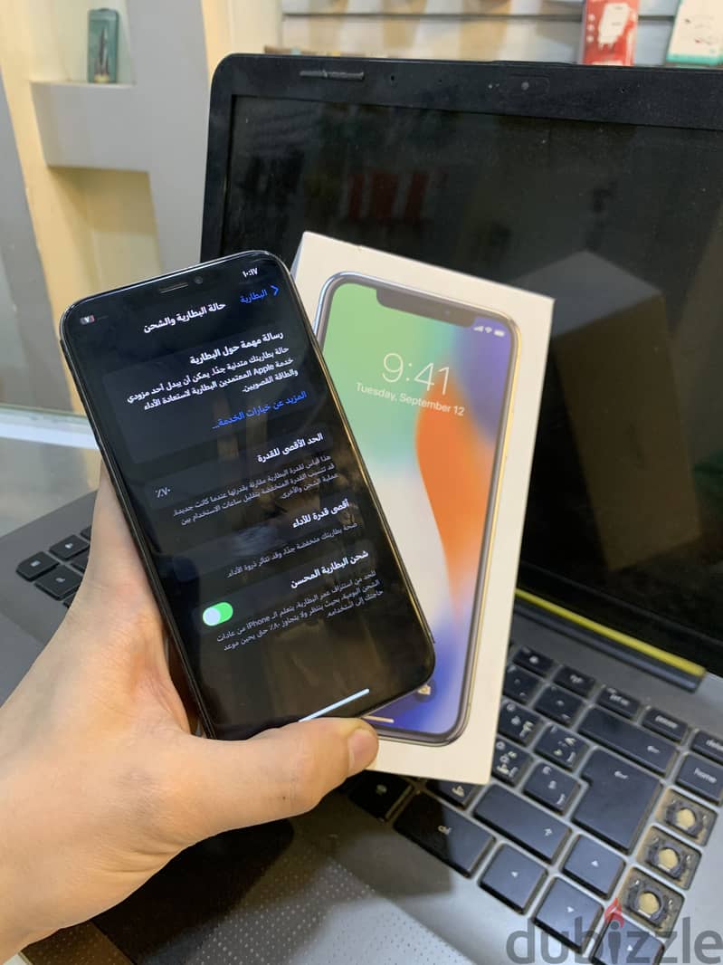 iPhone X 64g 70b 2