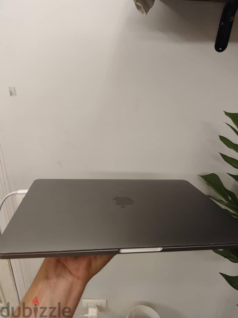 MacBook Pro M1 excellent condition 1