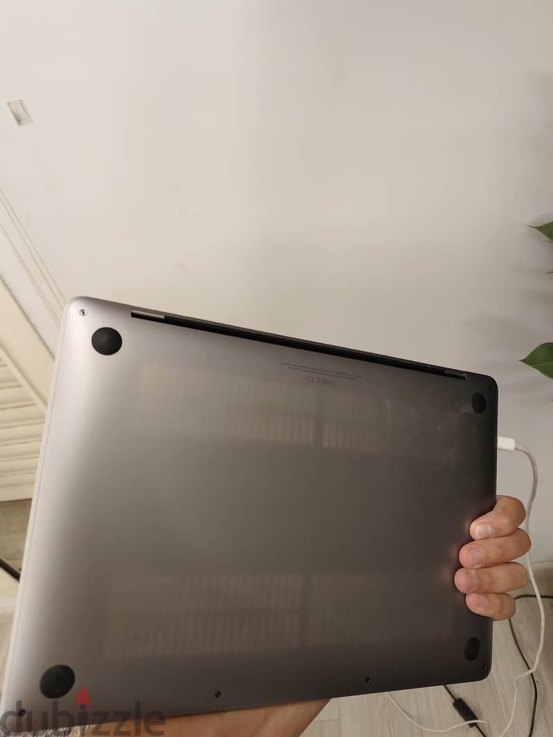 MacBook Pro M1 excellent condition 3