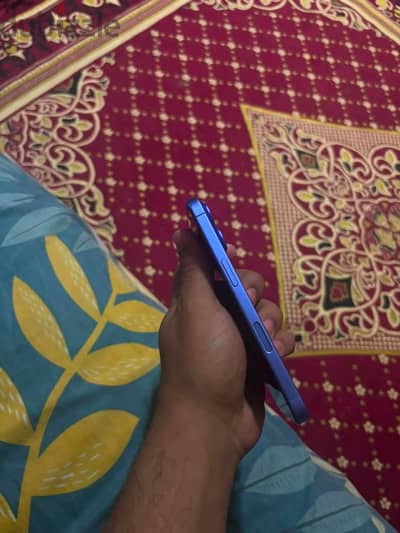 آبل - آيفون 16
