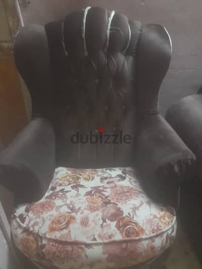 انتريه مستعمل بحالة جيدة ٤ قطع