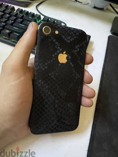 Iphone 8 64 Giga B 74% Waterproof