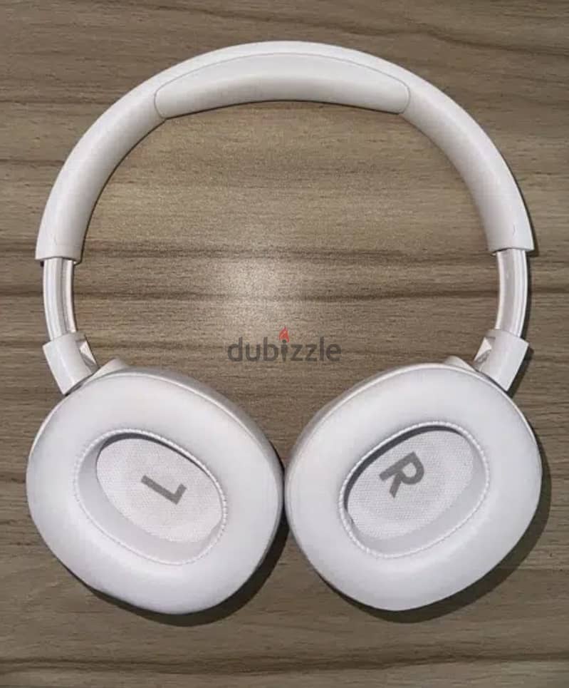 JBL TUNE760NC 6