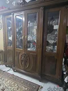 سفرة بب ٦ كراسي و نيش خشب زان مممتاز في حالة جيدة جدااا