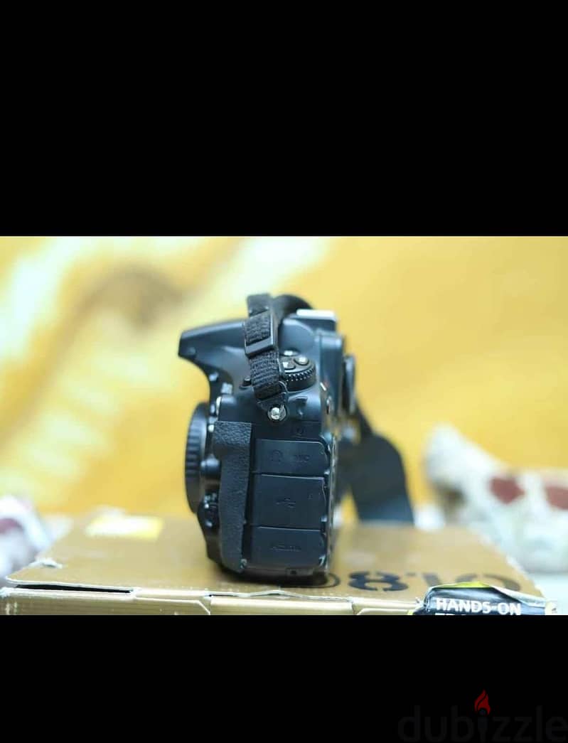 Nikon d810 +battery grip original +2 battery original with box 2