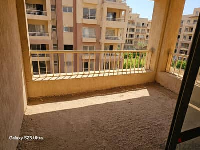 تسليم فورى شقة ٢٠٠ متر فى كمبوند جاردن هيلز المرحله ٣