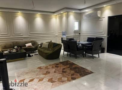 فيلا 219 متر للبيع كاش بمدينتي تاون هاوس نموذج ii مودرن تشطيب الترا سوبر لوكس  بجوار الساوث بارك