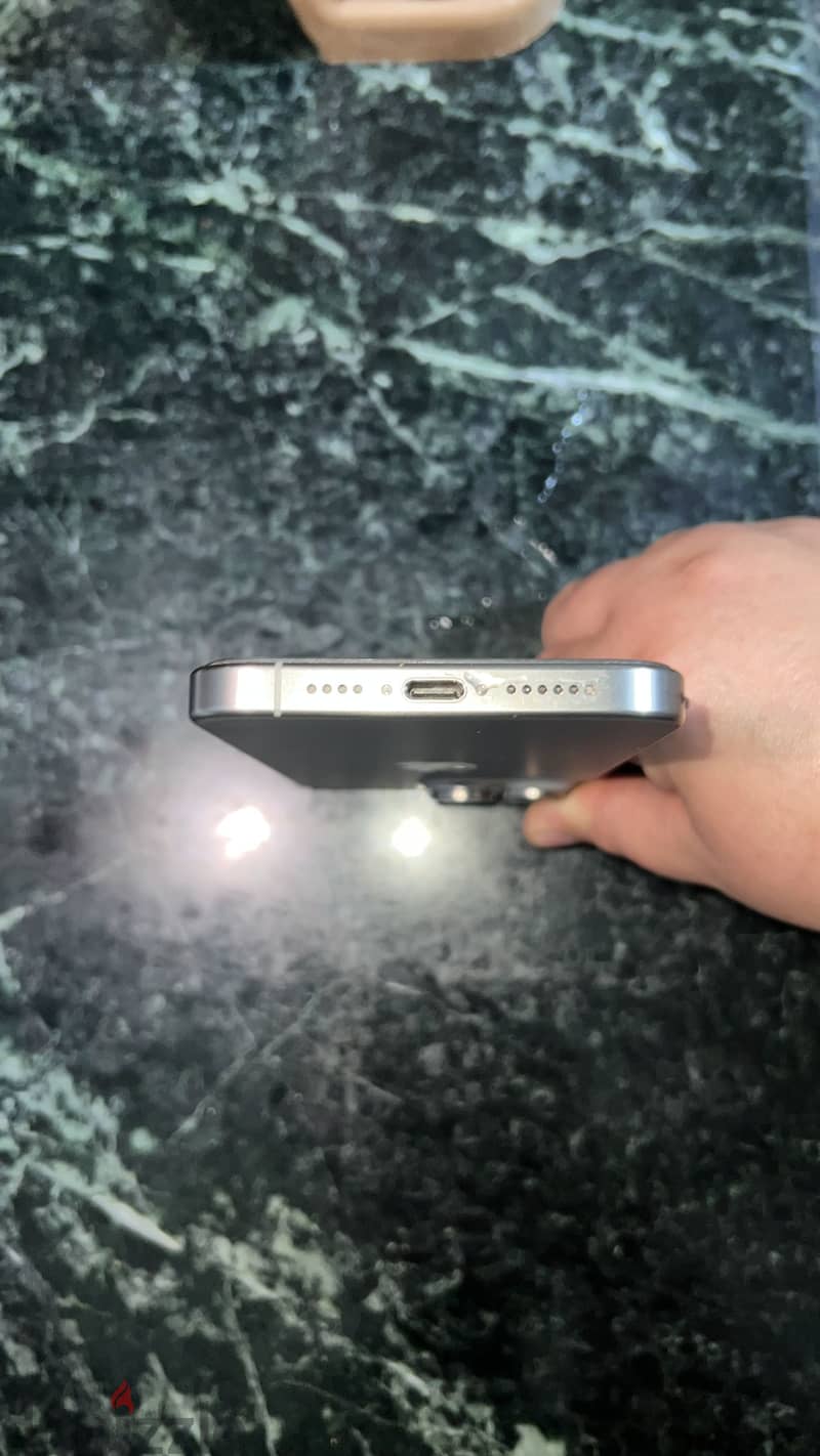 Apple - iPhone 15 Pro Max 1