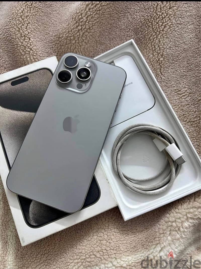 Apple - iPhone 15 Pro Max 1