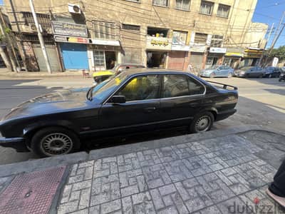 بي ام دبليو 518 1988