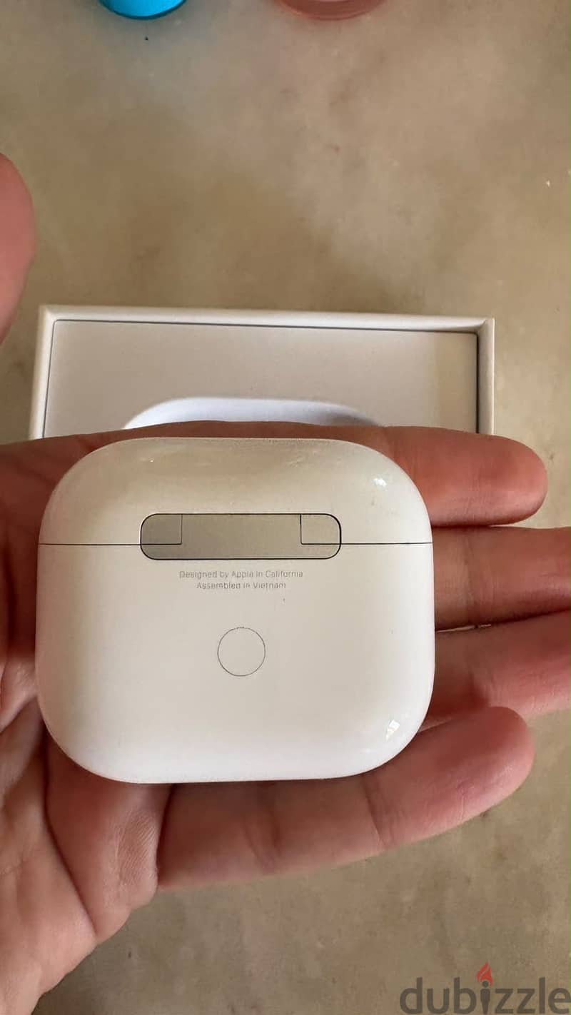Apple AirPods 3rd Generation 2