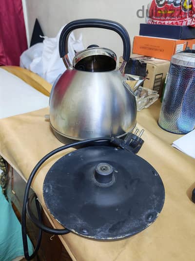 غلاية كينوود شكل براد بها ثقب داخلى تصلح قطع غيار