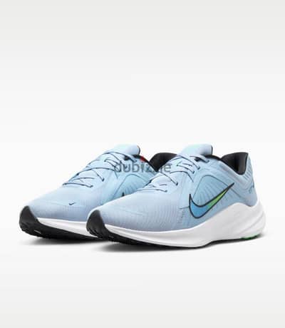 حذاء Nike Quest 5