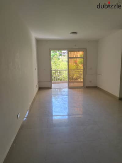 96 square meter apartment for sale in cash in Madinaty Phase B7 Garden view in front of Madinaty Club