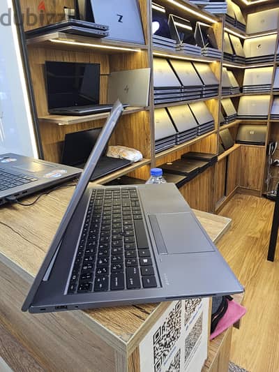 لاب توب hp الجيل ١١