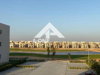 شاليه للايجار علي احلي فيو بحيرة وجولف في بلانكا مراسي blanca Marassi الساحل الشمالي north coast سيدي عبد الرحمن بالقرب من مارينا وامواج