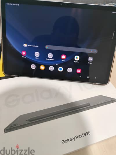 galaxy tab s9 fe almost new