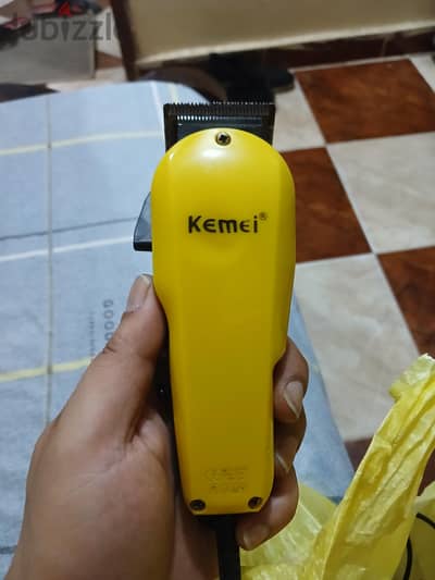 ماكينة حلاقة شعر Kemei بالكهرباء +ماكينة شعر ذقن بتتشحن+ماوس ليزر