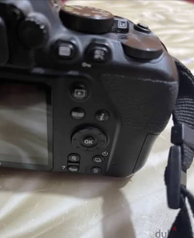 Nikon d3500 بحالة الزيرو
