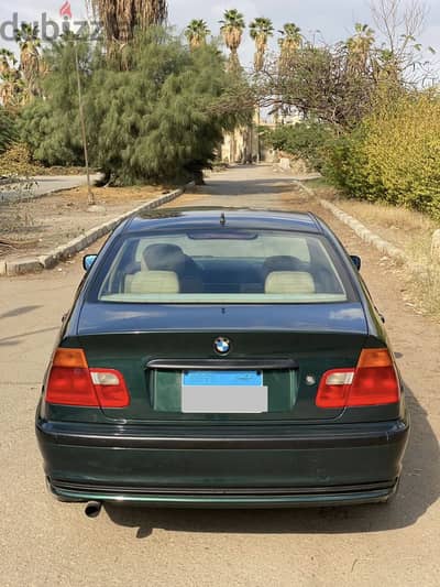 بي ام دبليو 318 2000
