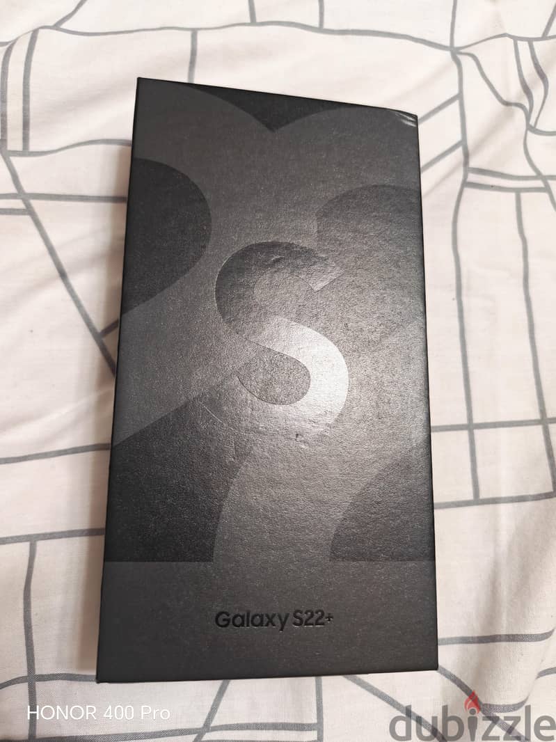 Samsung S22 Plus 1