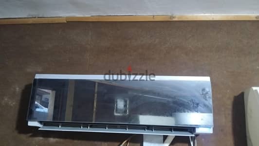 تكييف ال جي ١. ٥حصان بارد بس بلازما ديجيتال بحاله ممتاز