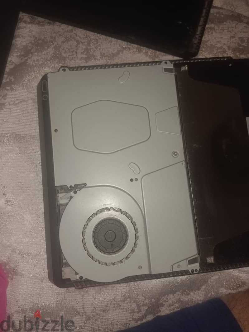 ps4 slim for saled 2