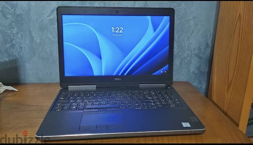 Dell precision7520 1