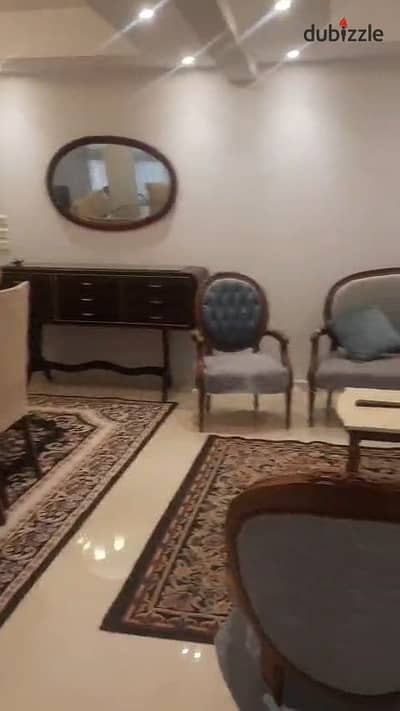 شقة مفروشة للايجار شارع الطيران الرئيسي بسعر لقطة