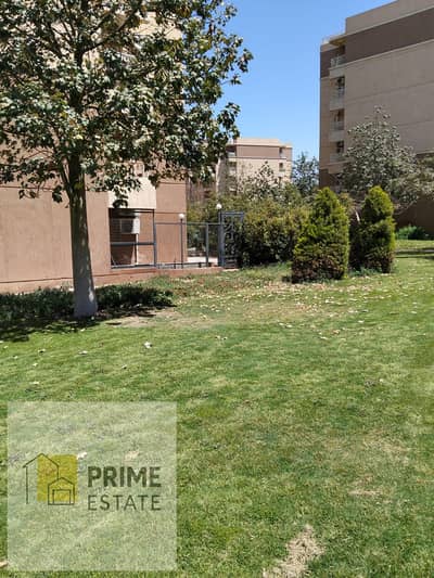 فرصة للبيع في مدينتي B11 – أرضي بجاردن 109م + 50م حديقة وموقع مميز