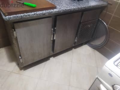 تلاجه مع رخامتهة